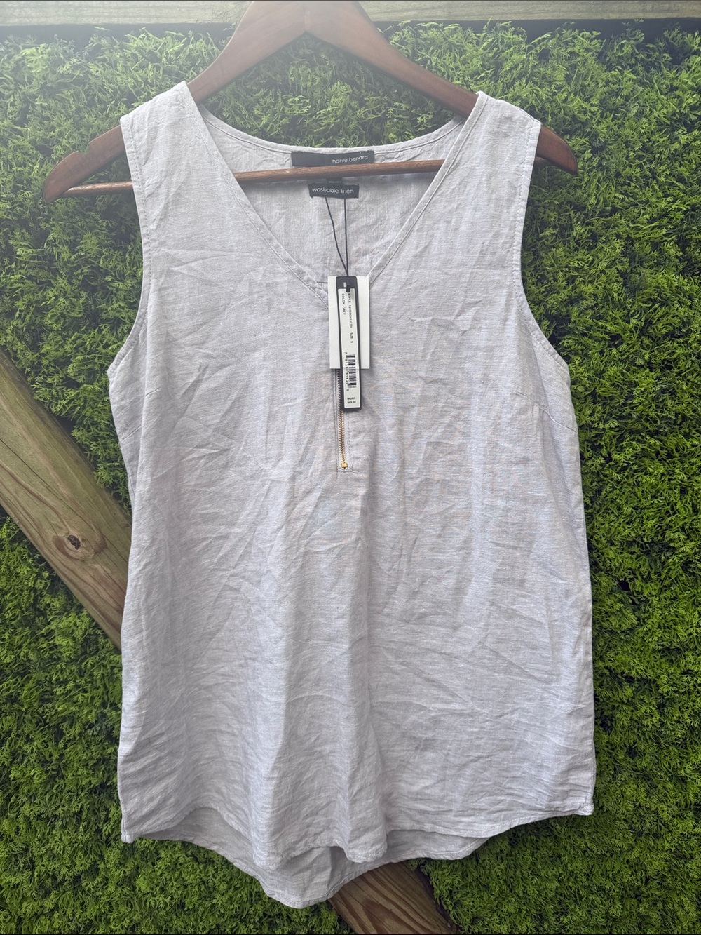 Harve Bernard Light Gray Linen Sleeveless V-Neck Tank with Front Zip NWT